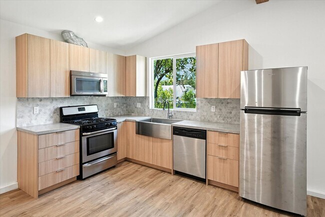 Building Photo - 8846 Laramie Ave