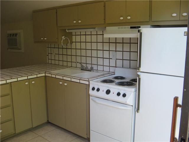 Building Photo - 2001 Manana St