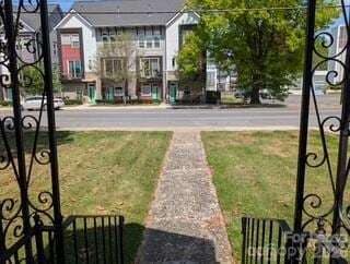 Building Photo - 1008 E 36th St