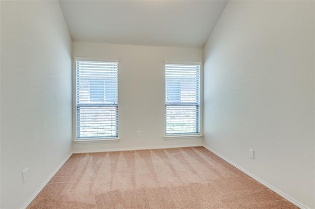 Building Photo - 347 Creekside Way