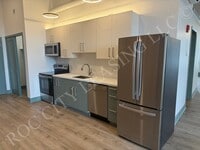 Building Photo - 151 St Paul St