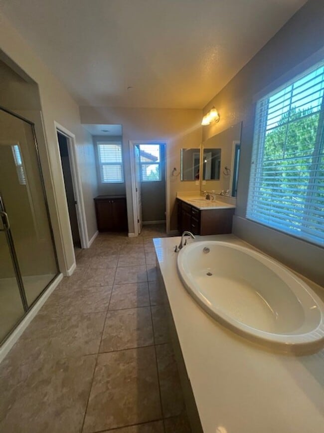 Building Photo - Rare Find! Solar Home in Whitney Ranch wit...
