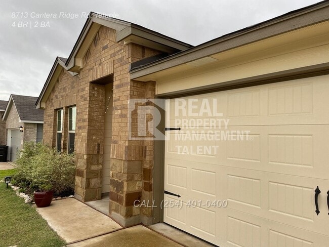 Primary Photo - 8713 Cantera Rdg Rd
