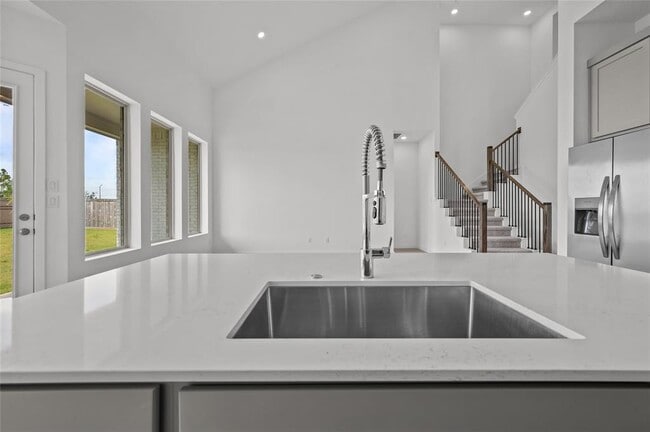 Building Photo - 22119 Shrimp Plant Ln