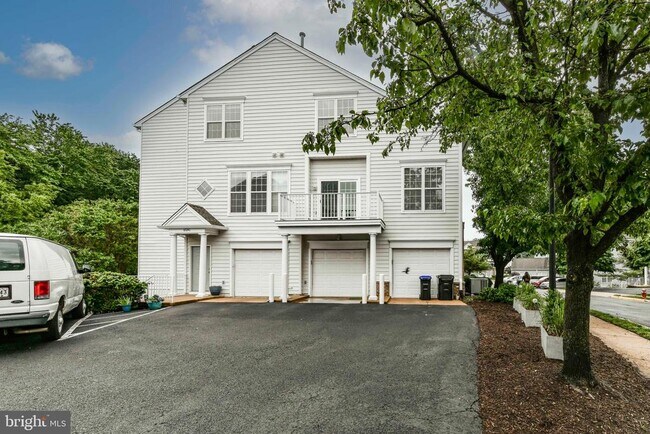 Building Photo - 6324 Eagle Ridge Ln