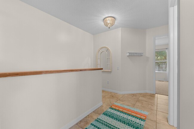 Building Photo - 109 B St