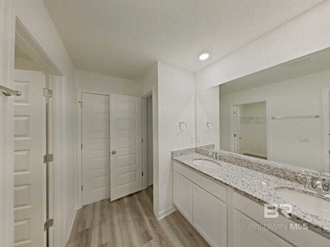 Building Photo - 8808 Summer Bay Ln