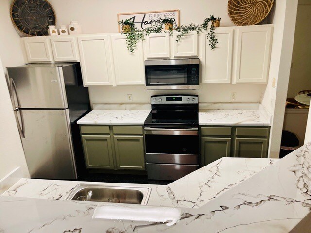 Building Photo - 4802 51st St W