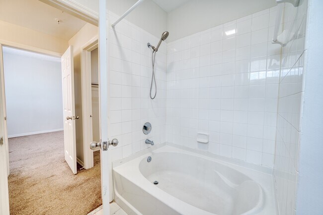Primary Bathroom - 5681 Bentgrass Dr