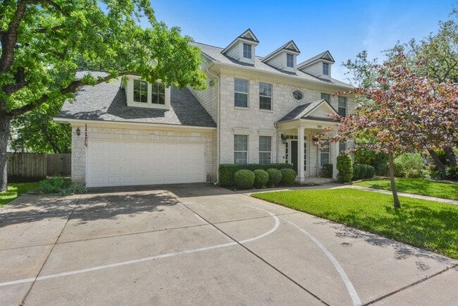 Building Photo - Beautifully Updated 4 Bedroom, 2.5 Bathrooms, 2-Story Home in West Round Rock