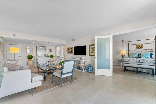 Building Photo - 2780 S Ocean Blvd