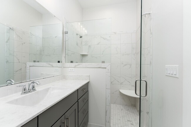 Building Photo - 4454 Bannock Cir