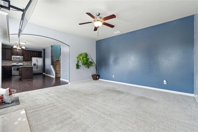 Building Photo - 6331 Salinger Ct