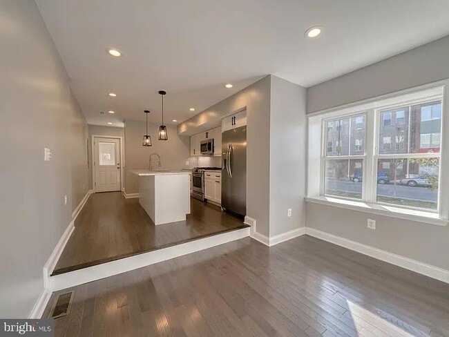 Building Photo - 1849 S Charles St