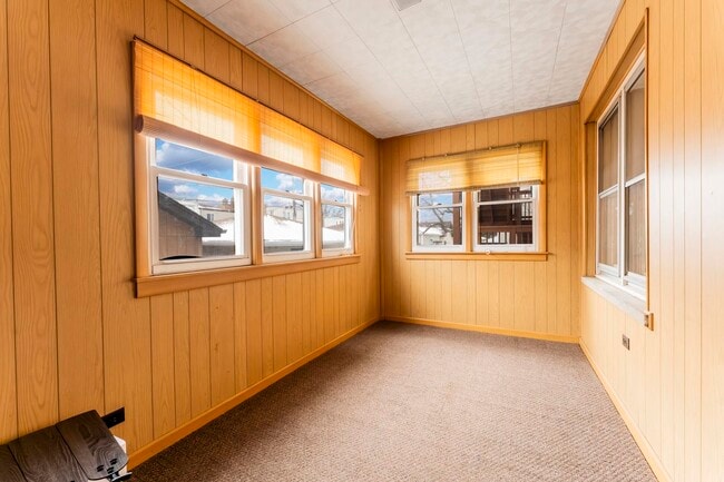 Building Photo - 4936 N Marmora Ave