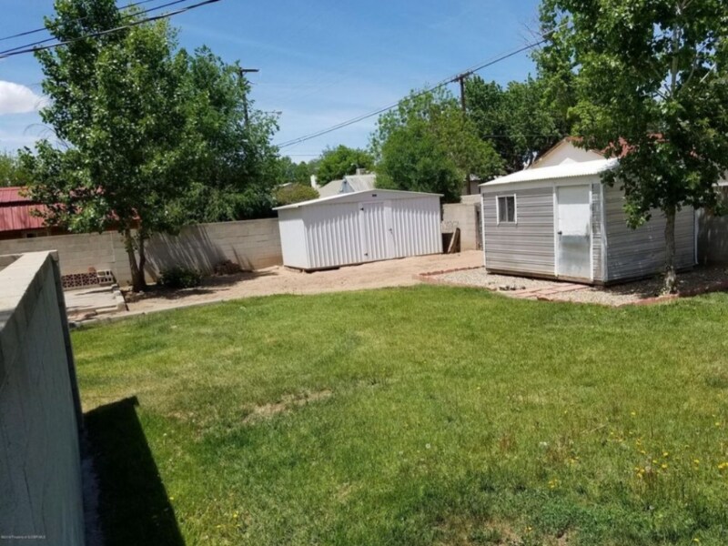 Building Photo - 512 E Hopi St