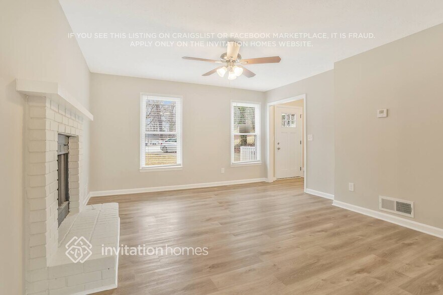 Building Photo - 1648 Roman Point Dr