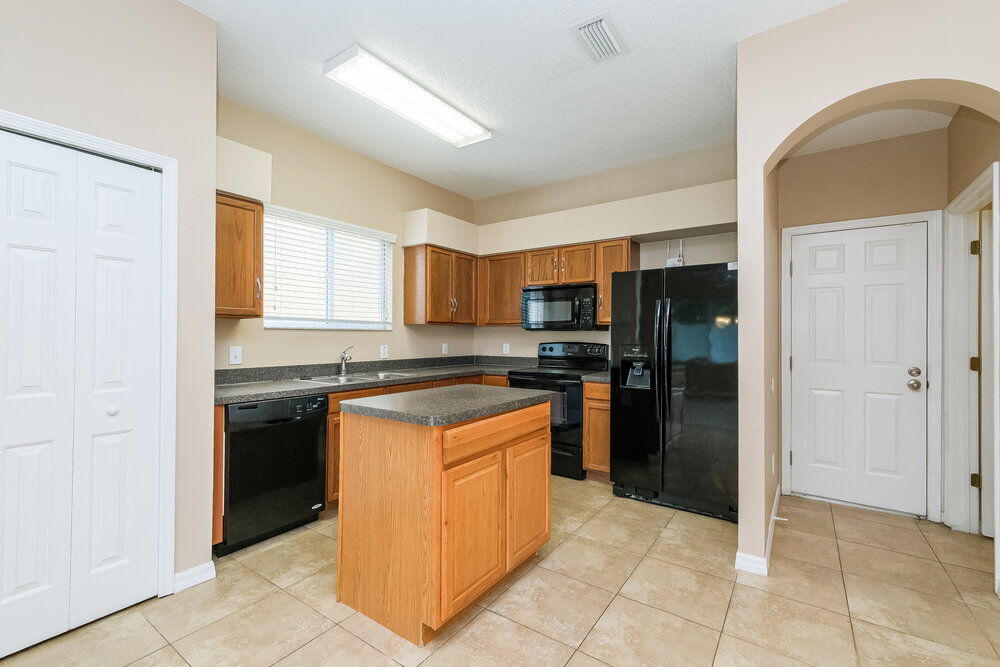 Building Photo - 12822 Longcrest Dr