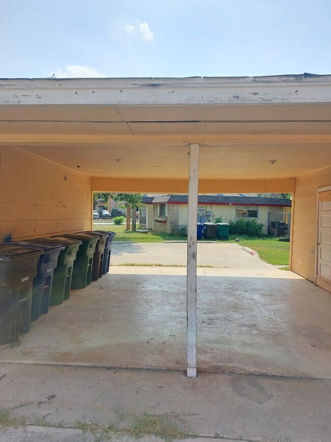 Building Photo - Alnwick Duplex #1