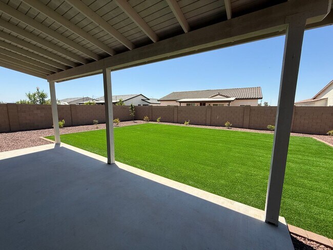 Building Photo - Livingston Ranch - BRAND NEW & IMMACULATE