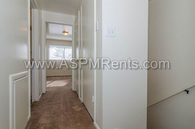 Building Photo - 3062 S 300 E