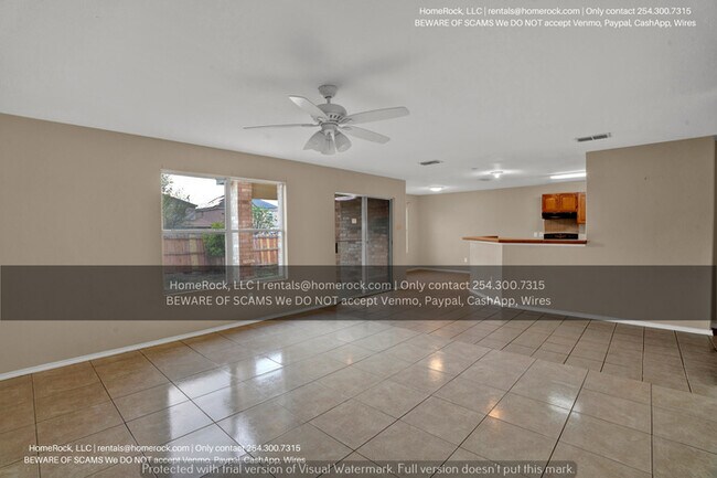 Building Photo - 3 Bedroom 2.5 Bath Available