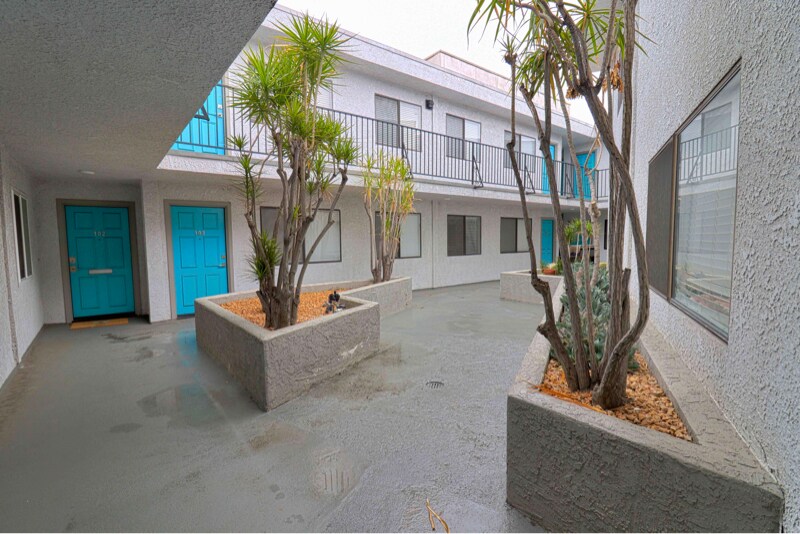 Building Photo - 11040 Hesby St
