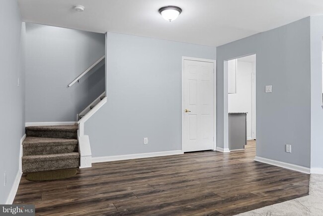 Building Photo - 4707 Aberdeen Ln