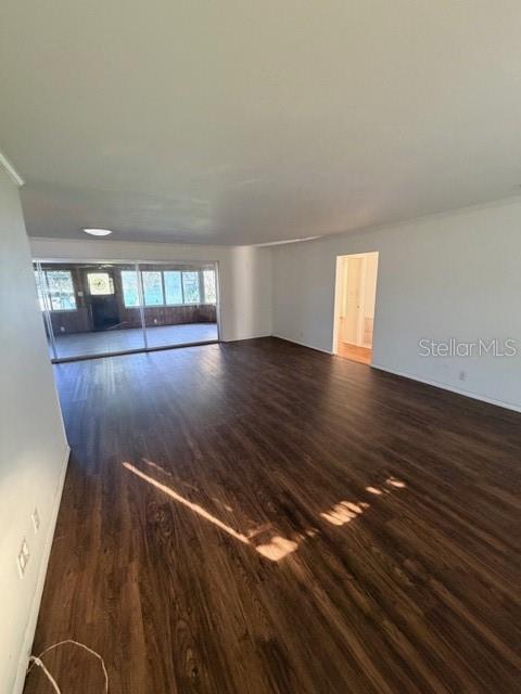 Building Photo - 1617 Lakeside Dr