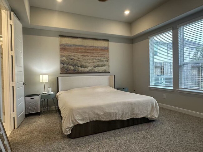 Building Photo - 8409 Soaring Sky Ln