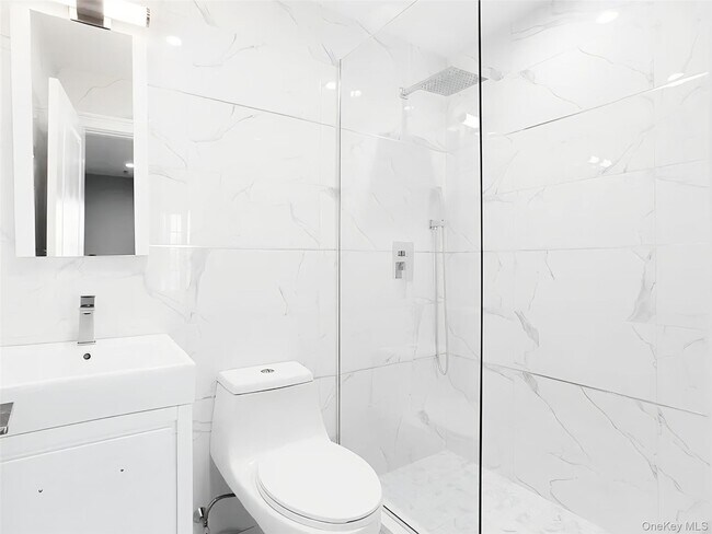 Building Photo - 56 Jackson Ave