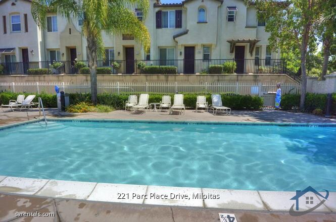 Building Photo - 221 Parc Place Dr