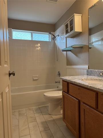 Building Photo - 4442 Sharpsburg Dr