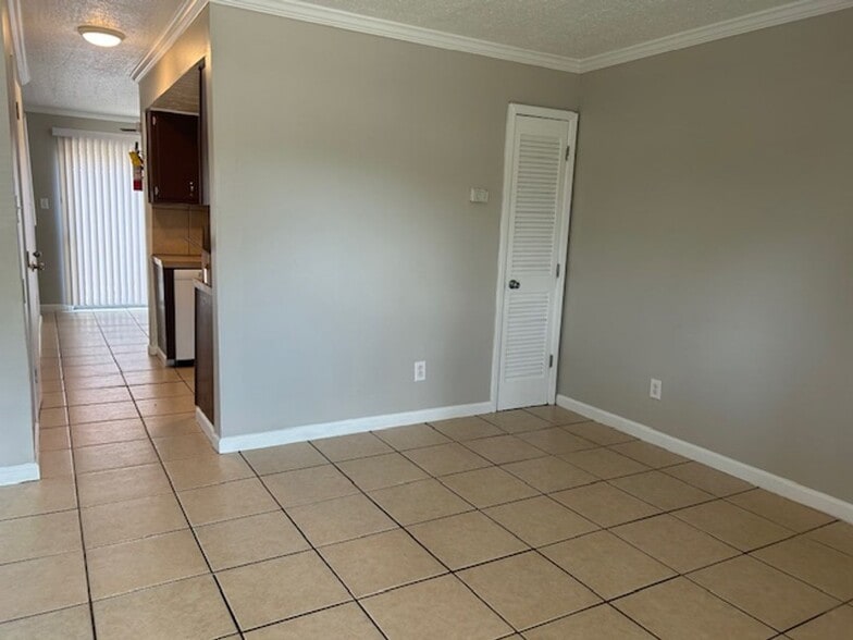 Interior Photo - Bowmanor Garden Apartments