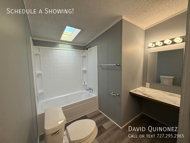 Building Photo - 6944 Country Ln