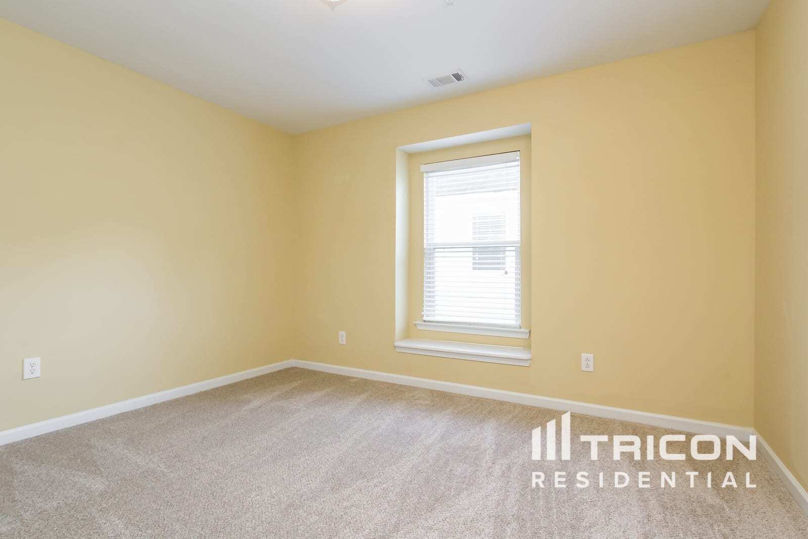Building Photo - 534 Briarfield Xing NW