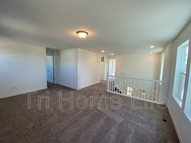 Building Photo - 6325 Stablecross Trl