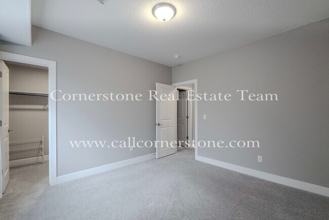 Building Photo - 9732 Marble Cyn Wy