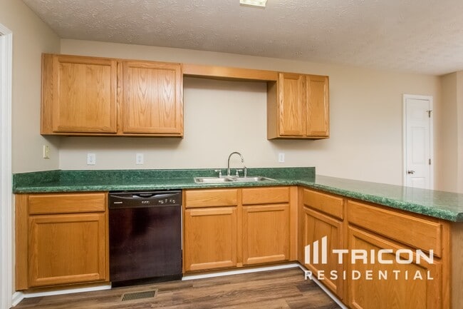 Building Photo - 175 Pooles Bend Ct