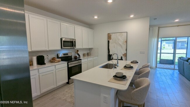 Building Photo - 15615 Thomas Crk Wy