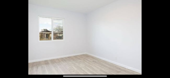 Building Photo - 341 S Gordon St