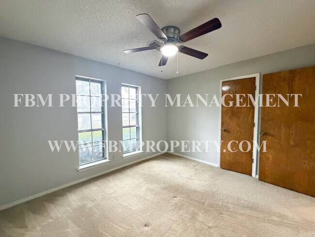 Building Photo - 1103 Scarlet Oaks Cir