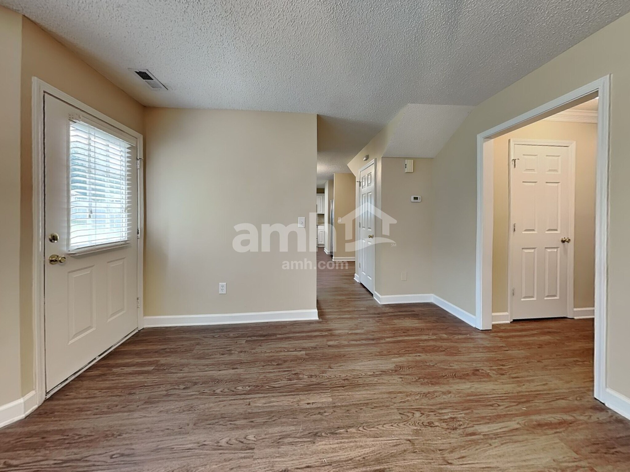 Building Photo - 401 Tar Heel Ln