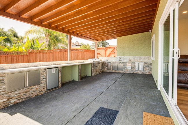 Building Photo - 1253 Hickerson Ct