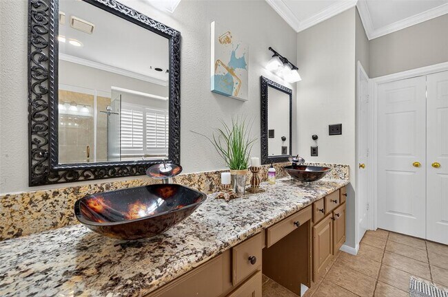 Building Photo - 6415 Adobe Trails Dr