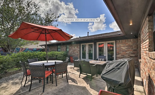 Building Photo - 4018 Leeshire Dr