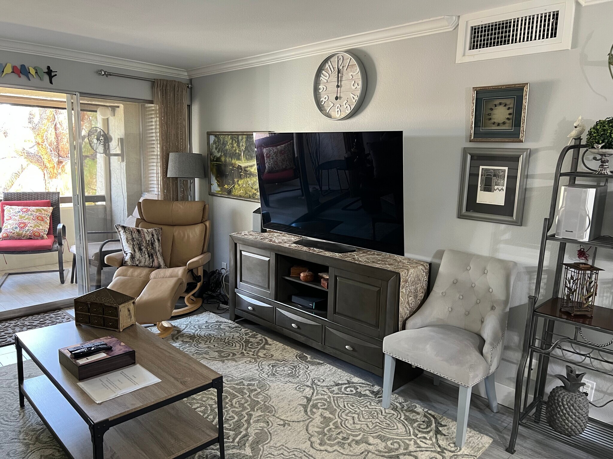 living area - 7625 E Camelback Rd