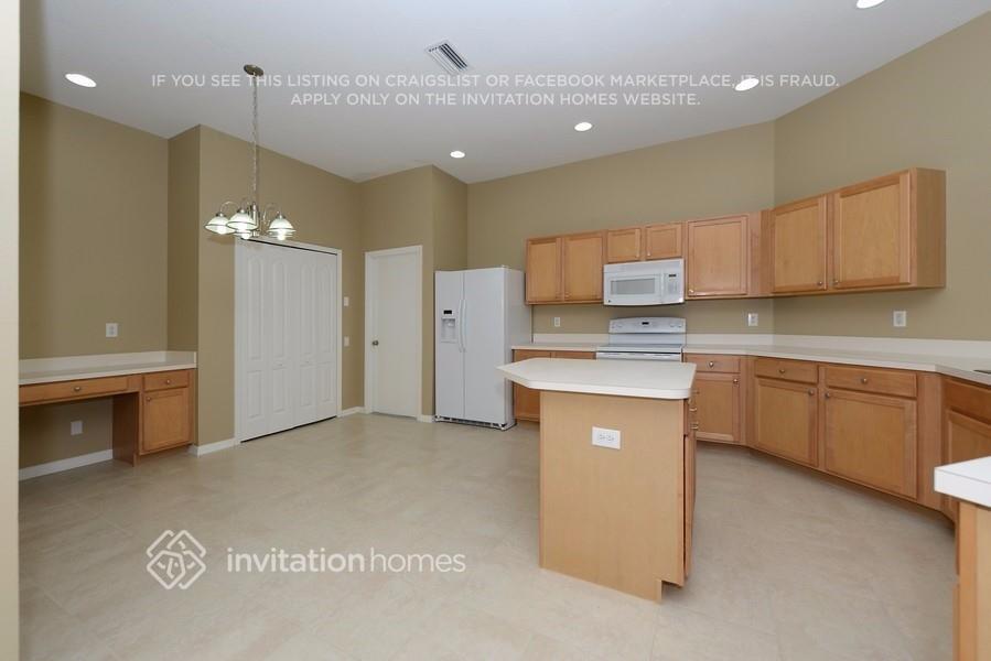 Building Photo - 5425 Bold Venture Pl