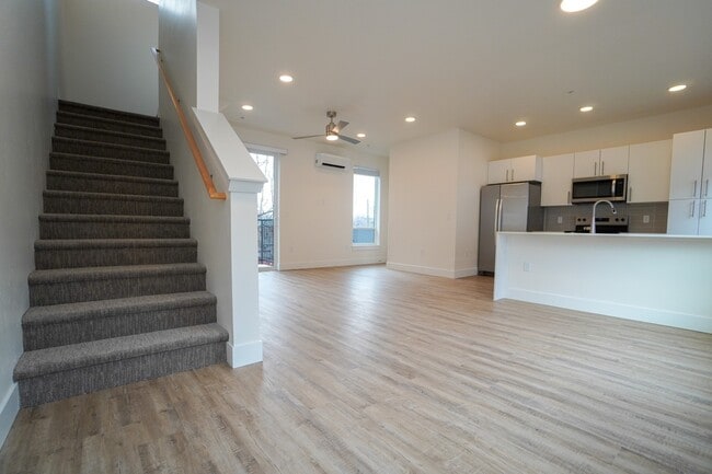 Building Photo - 4617 N Iota Ln