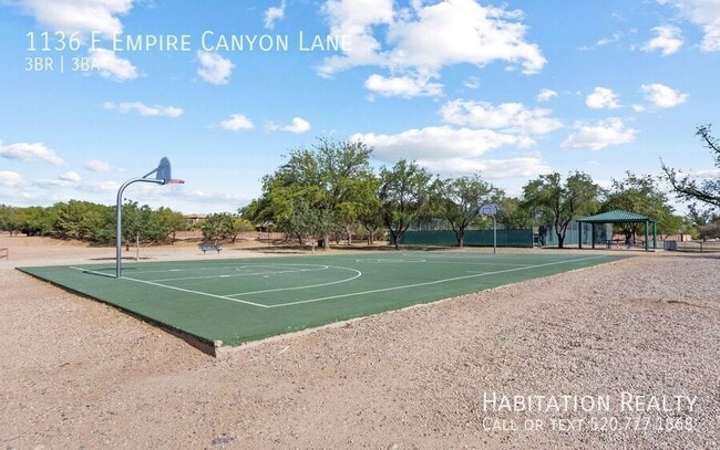 Building Photo - 1136 E Empire Canyon